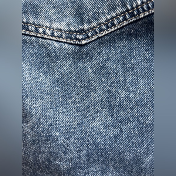 Wide-Leg High-Rise Crop Jean - Petite - Picture 6 of 6